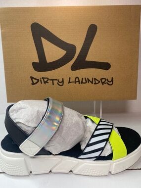 Women's Dirty Laundry All Time 3 Ankle Strap Sport Comfort Sandal, Size 7 NIB